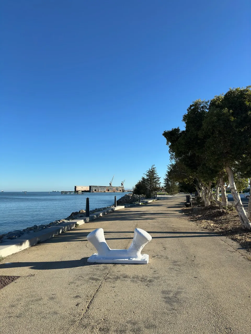 A pylon in Bayfront Park